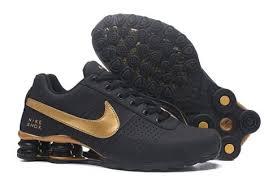 1.0 out of 5 stars. Nike Shoes Black Gold 66200c