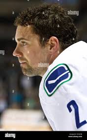 Dan hamhuis hi-res stock photography and images