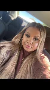 Yvonne Ryder's Instagram, Twitter & Facebook