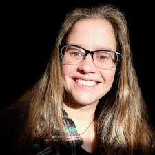 Aimee Lewis's Instagram, Twitter & Facebook