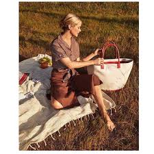 1 of 5 carolyn murphy 2 of 5 carolyn murphy 3 of 5 carolyn murphy 4 of 5. Carolyn Murphy Carolynmurphy Instagram Foto S En Video S Carolyn Murphy Summer Picnic Tote