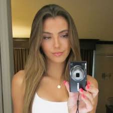 Molly Wiggins (@molly.wiggins)