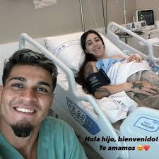 🚨 Em entrevista à rádio "Rock&Pop Paraguay", Renato Bittar, empresário de  Villasanti, admitiu que há conversas com o Palmeiras para uma possível  contratação do volante. 📸 Richard Ducker