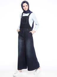 Neways Tesettur Kot Tulum Modelleri Moda Tesettur Giyim Moda Moda Stilleri Tulum