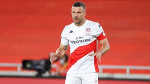 Lukas podolski (@poldi_official) on tiktok | 1.9m likes. Lukas Podolski Verlasst Seinen Klub Antalyaspor Im Unfrieden Was Fur Eine Schande Eurosport