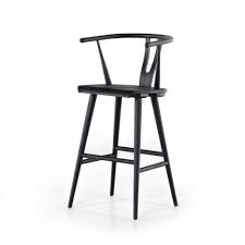 It features a comfy scoop seat and multiple stretchers for a comfortable seating experience. Aj Ir0kzck 7jm