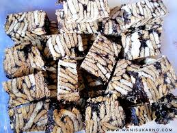 Antaranya kek minyak, kek span, kek cheese, kek buah dan sebagainya. 5 Tips Untuk Potongan Kek Batik Kemas Dan Cantik