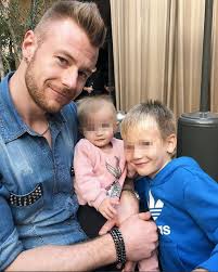His sister anna (born 1975) also holds italian citizenship, after she married an italian in 1993. Ivan Zaytsev La Vita I Tatuaggi E La Famiglia Foto Io Donna