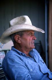 Leon Moss's Instagram, Twitter & Facebook