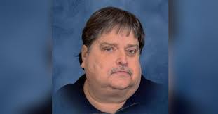 Earl Tingle's Instagram, Twitter & Facebook