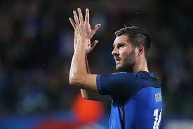 Precious grandmother of kristen, erin, kate and ollie. Andre Pierre Gignac Would Rather Die Than Sign For Psg Daily Mail Online