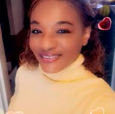 WHEY YUH WUDDA DU: If you gave your tailor/dressmaker the material and  money to make a suit/dress to wear to a function and the day before the  event you went to collect