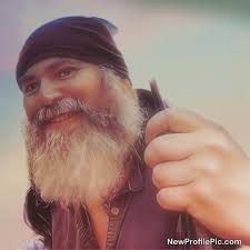 How far away can you park from the finish line?