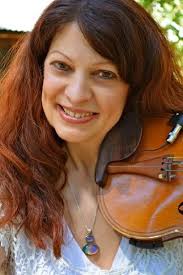 EXCLUSIVE '24/7 VALENCIA' INTERVIEW WITH LEGENDARY VIOLINIST 'SCARLET  RIVERA' • 24/7 Valencia