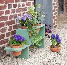 Fabriquer Une Etagere Pour Plantes Decoration Jardin Deco Jardin Creation Jardin
