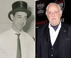 From wikimedia commons, the free media repository. Ruy De Carvalho Comemora 89Âº Aniversario