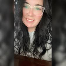 Discussion about a female character's behavior