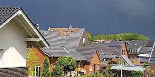 Tornado in borken bundesweit der dritte in 2021 das unwetter über borken ist am mittwoch vom deutschen wetterdienst als. Borken Tornado Verwustet Ganze Siedlung Wetter Com