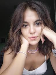 Promote with Sara Longo (@sarittalongo)