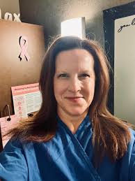 Melissa Mishler's Instagram, Twitter & Facebook