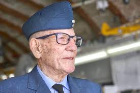 VIDEO: RCAF veterans tell their stories at 100th anniversary celebration