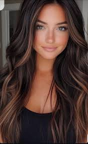 Who can lay down a weed barrier and wood mulch in my yard in Mazomanie?