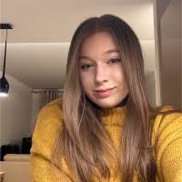 Vanessa Berg's Instagram, Twitter & Facebook