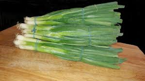 If you're just starting out, we've compiled this helpful guide to 12 of the best edible plants to select from this autumn/winter to try in your garden. Which Vegetables Can Grow In Winter Dengarden