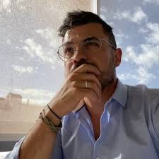 Omar Stark 🐺 (@BolloDeGallina)