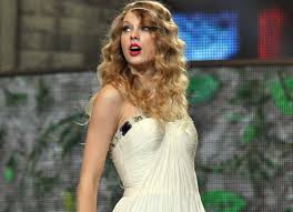 Taylor swift sings her breakthrough 2008 hit with the subtle emotional we all know what happened next: Taylor Swift Releases Re Recorded Version Of Her 2008 Hit Single Love Story With Unseen Memories With Fans Bollywood News Bollywood Hungama