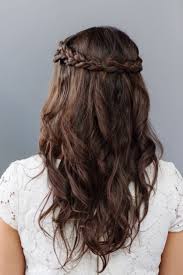 Most women dream about their wedding since they were little girls, way before meeting the person they'll actually get married to. 30 Bridesmaid Hairstyles Your Friends Will Love A Practical Wedding