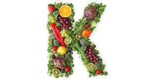 Una tazza di spinaci cotti ci fornisce 138 microgrammi di vitamina k o il 173 per cento della nostra razione giornaliera raccomandata. Alimenti Che Contengono Vitamina K Cure Naturali It