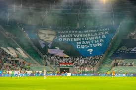 However, tadeusz is also very difficult to live up to. Relacja Z Trybun Jeden Z Dziesieciu Legionisci Com