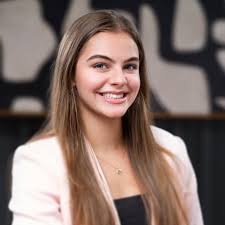 Jamie Ashley Leggett (@jamiesells_thecarolinas) • Instagram photos and  videos