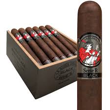 La gloria cubana serie r is one of the crowned jewels of lgc. La Gloria Cubana Serie R Black Cigars Holt S Cigar Co