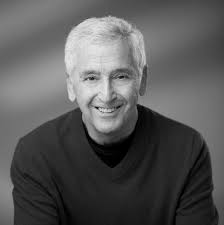 Saving the Karamazovs : Goldstick, Gary, Cypher, Sarah: Amazon.in: किताबें