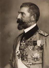 Este întâmpinat de nicolae titulescu. Acum NouÄƒzeci È™i Patru De Ani Marea Unire Familia RegalÄƒ A Romaniei Royal Family Of Romania