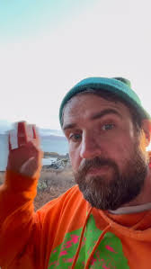 Hey! Rob Jones, aka The Voluntary Butler Scheme, aka The Gene Dudley Group,  aka the legendary BOB JONZE, produced Thumb World