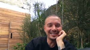 Valentina ferrer y j balvin por fin confirmaron los rumores de que se convertirían en padres se va agrandando la familia, fue la descripción que puso en la imagen en donde j balvin comentó con un emoji de corazón. La Verdad Sobre La Noticia Del Embarazo De J Balvin Y Su Novia La Modelo Valentina Ferrer