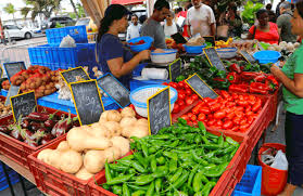 Votez pour les marchés de vos départements. Le Plus Beau Marche De France Votez Pour Le Marche De St Pierre