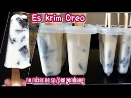 Es krim merupakan makanan beku yang manis yang umumnya. Resep Ice Cream Oreo Youtube Oreo Eis Oreo Eisbecher