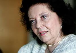 Maria Cisnero's Instagram, Twitter & Facebook