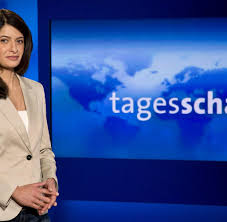 She is an actress, known for haihurrikaani 5 (2017), rocca verändert die welt (2019) and labaule & erben (2018). Linda Zervakis Welt