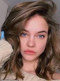 She first appeared in the sports illustrated swimsuit issue in 2016. Barbara Palvin Goes Bare Faced As She Reveals Her Everyday Evening Skincare Routine Daily Mail Online