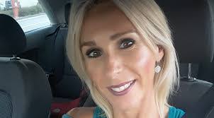 Anna Dron's Instagram, Twitter & Facebook