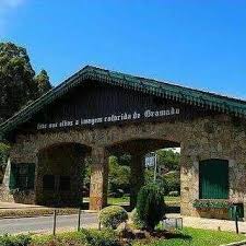 Em outros locais do rs houve registro de chuva congelada, que é quando as gotículas de água congelam ao deixar a nuvem, mas derretem ao tocarem o chão. Gramado Rs Cantos E Encantos Home Facebook