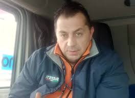 Un șofer român de TIR a salvat o fetiță de la moarte, în Italia. Mesajul  emoționant al familiei micuței: „Ești fantastic, omule!”