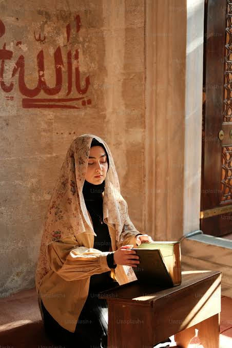 Ustadzah 1