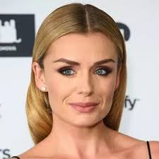 Cardiff 10k run basks in the sun