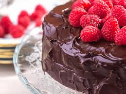 Es ist ein kleiner kuchen und ich habe ihn in 4 geteilt. Veganer Schokokuchen Mit Himbeeren Fettarm Vegan Backen